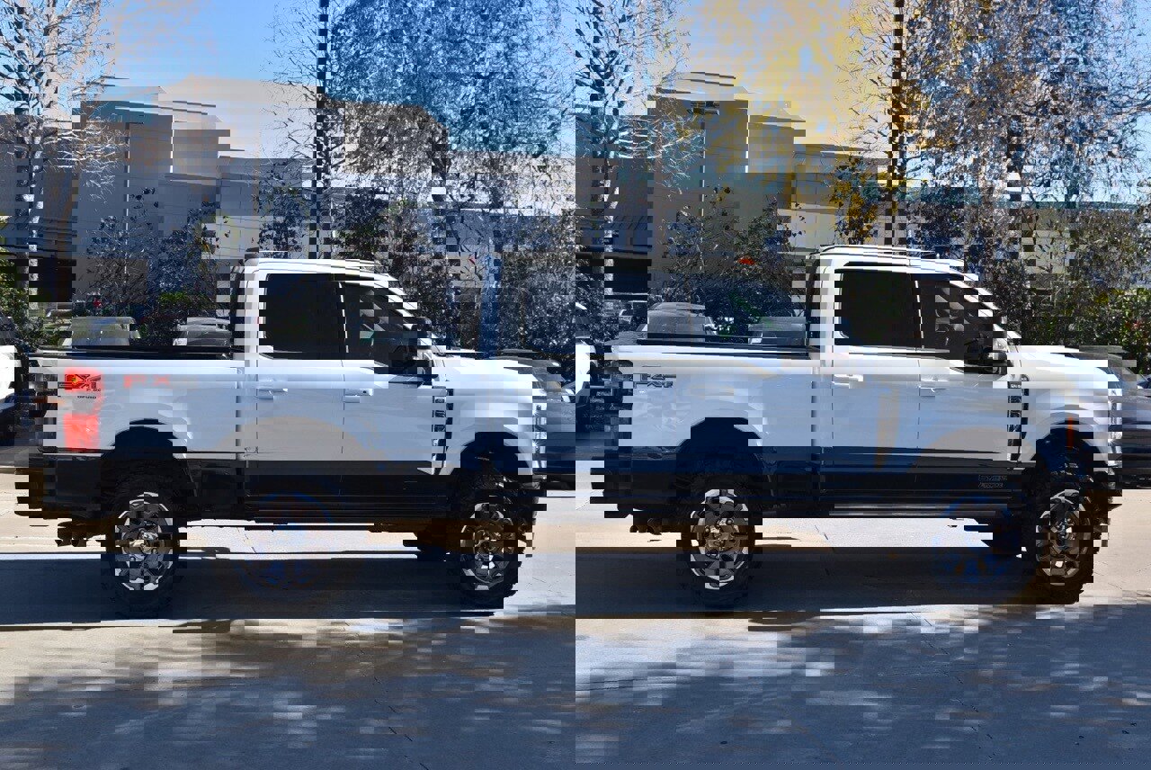 Used 2024 Ford F250 King Ranch w/ FX4 Off-Road Package image 6