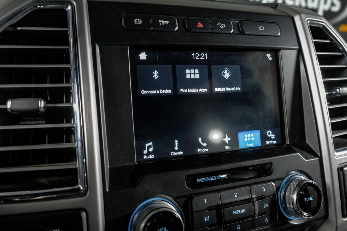 Used 2017 Ford F250 Platinum w/ FX4 Off-Road Package image 28