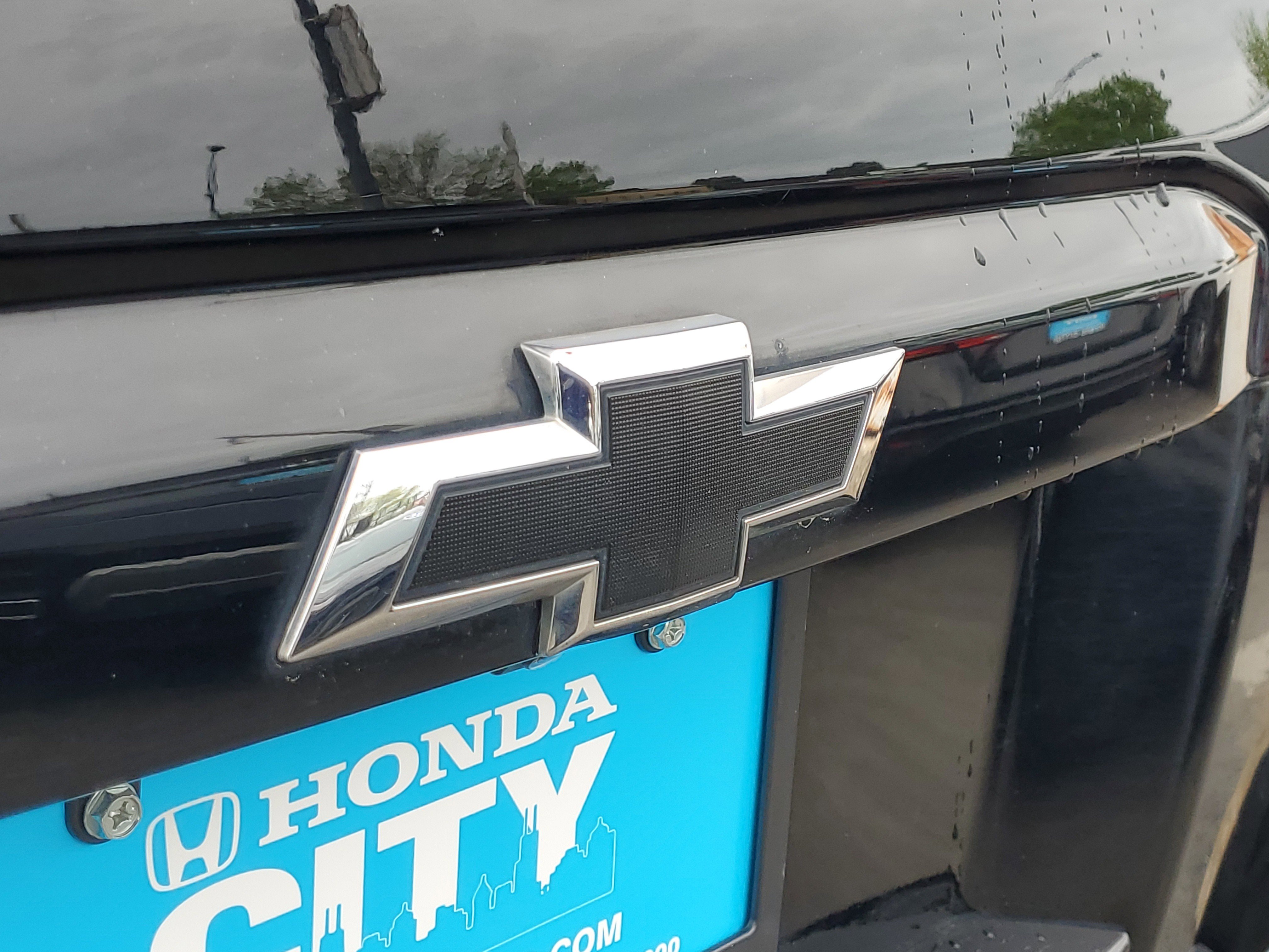 Used 2019 Chevrolet Tahoe LT w/ RST Edition AWD/4WD image 6