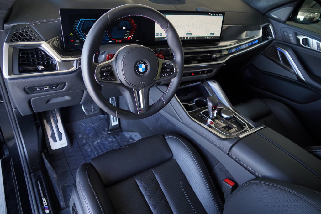 New 2026 BMW X6 M Competition w/ Executive Package AWD/4WD image 18