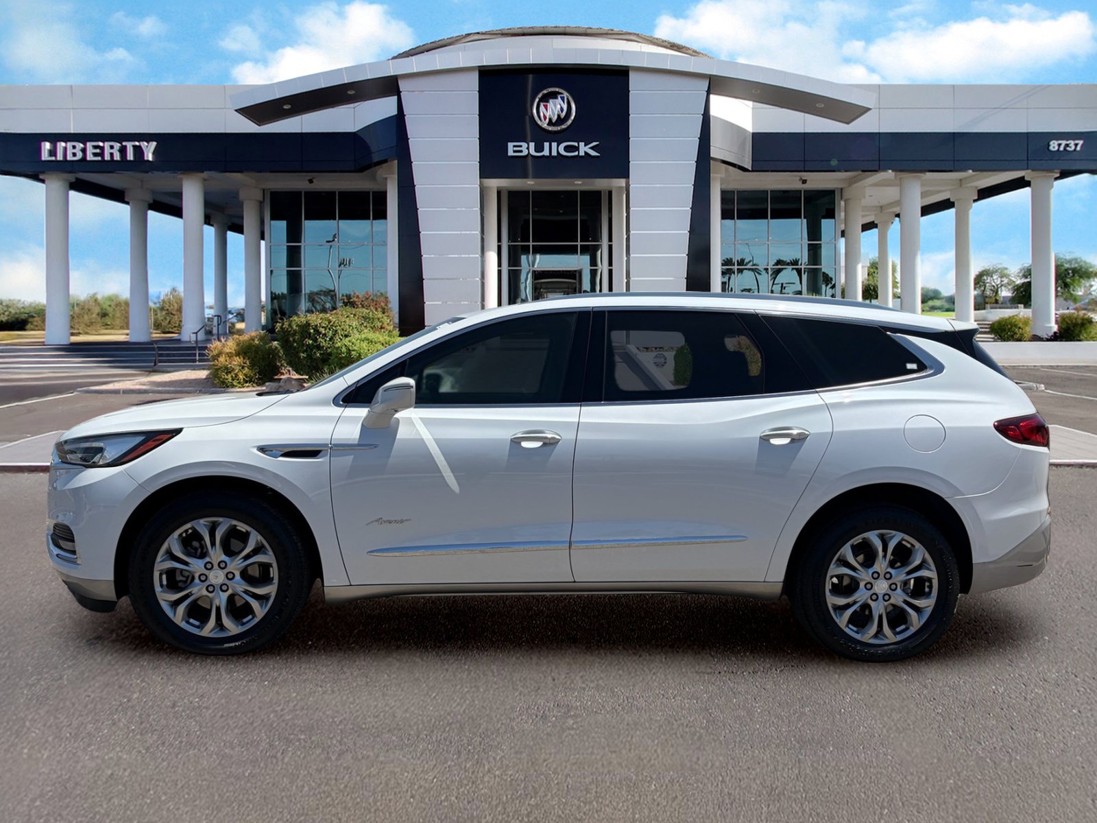Used 2019 Buick Enclave Avenir w/ Trailering Package, 5000 lbs. AWD/4WD image 7