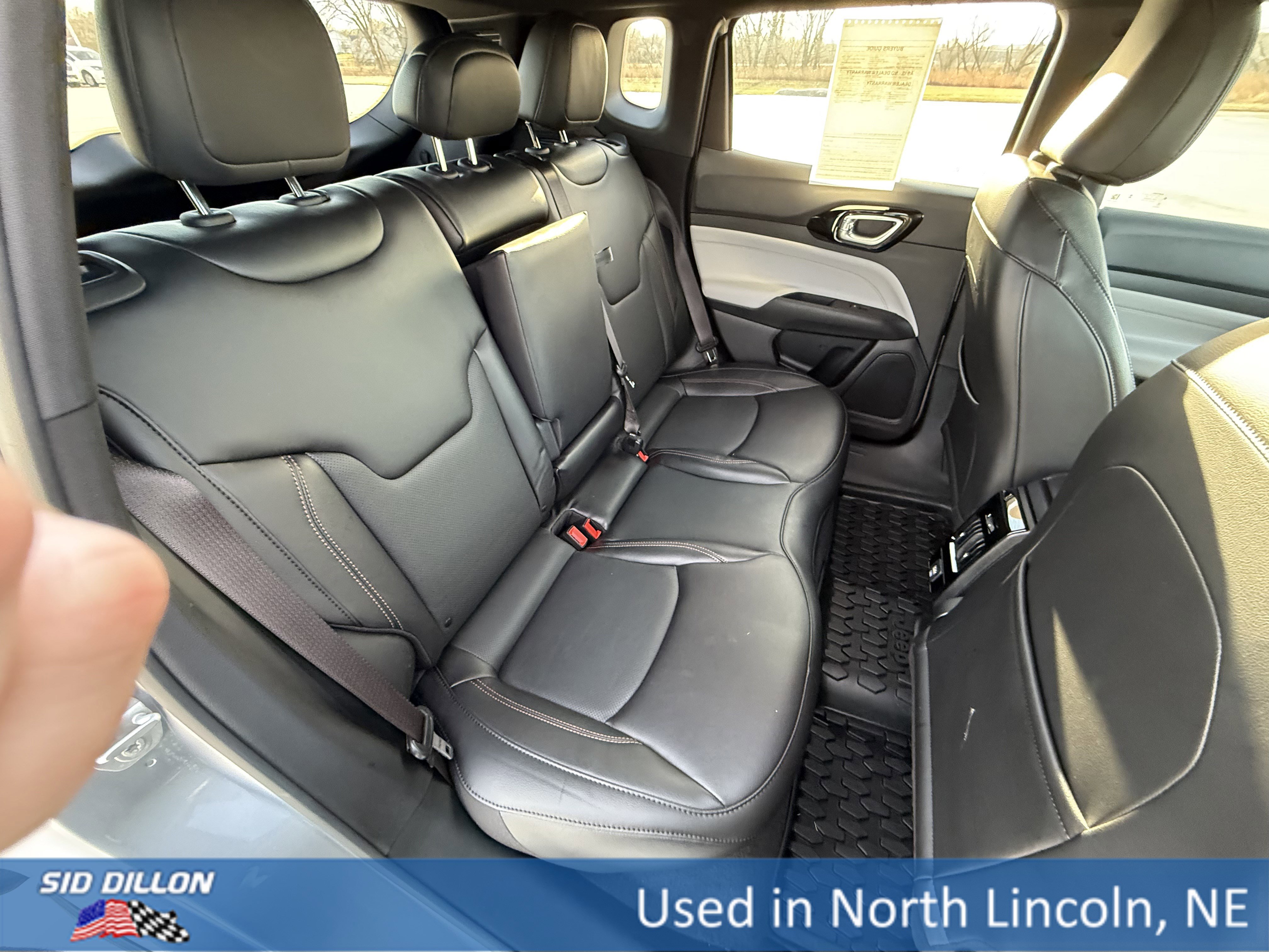 Used 2023 Jeep Compass Limited image 21