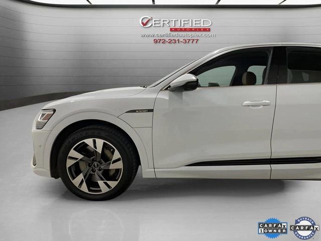 Used 2022 Audi e-tron Premium Plus w/ Premium Plus Package image 94