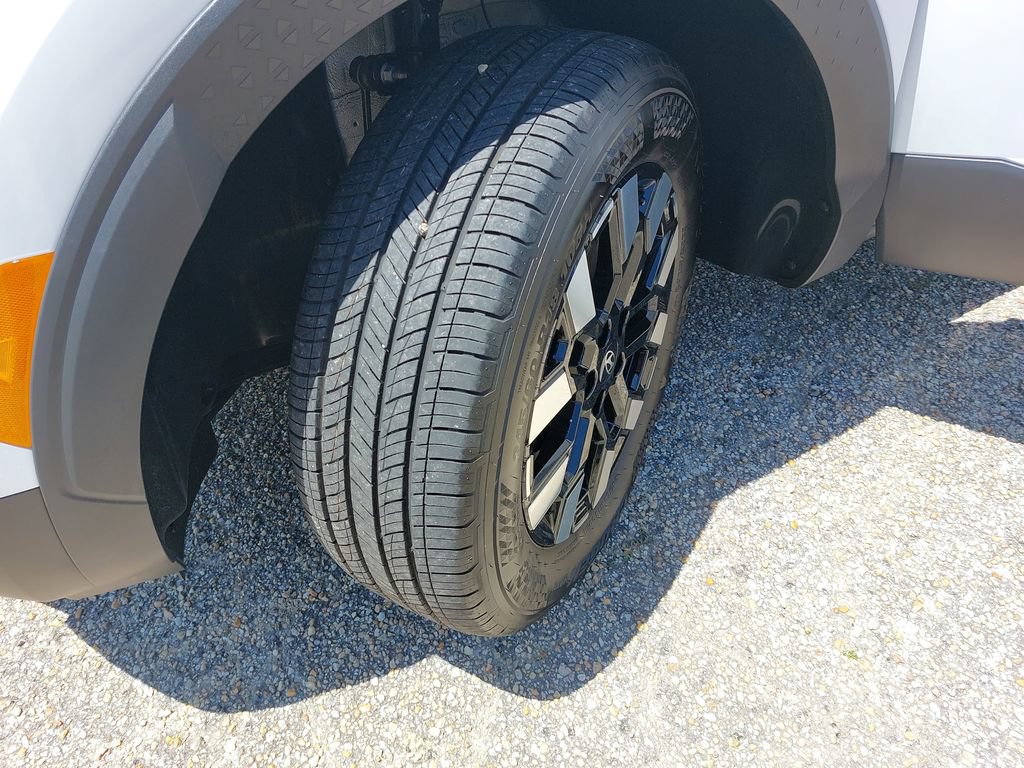 Certified 2025 Hyundai Santa Cruz SEL FWD image 34