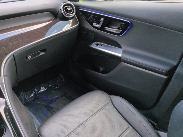 Certified 2026 Mercedes-Benz GLC 300 image 17