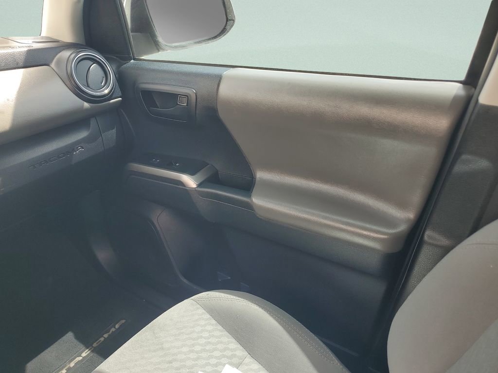 Used 2021 Toyota Tacoma SR5 image 16