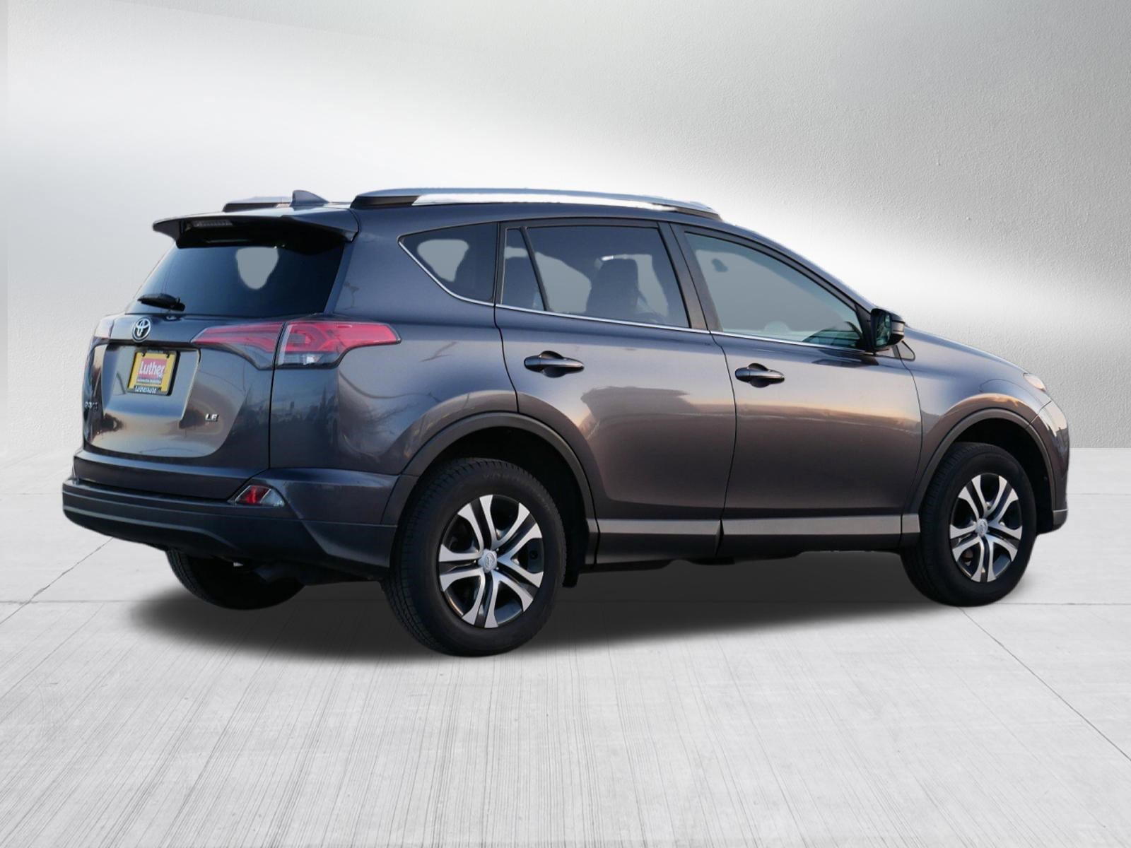 Used 2018 Toyota RAV4 LE w/ All Weather Liner Package image 7