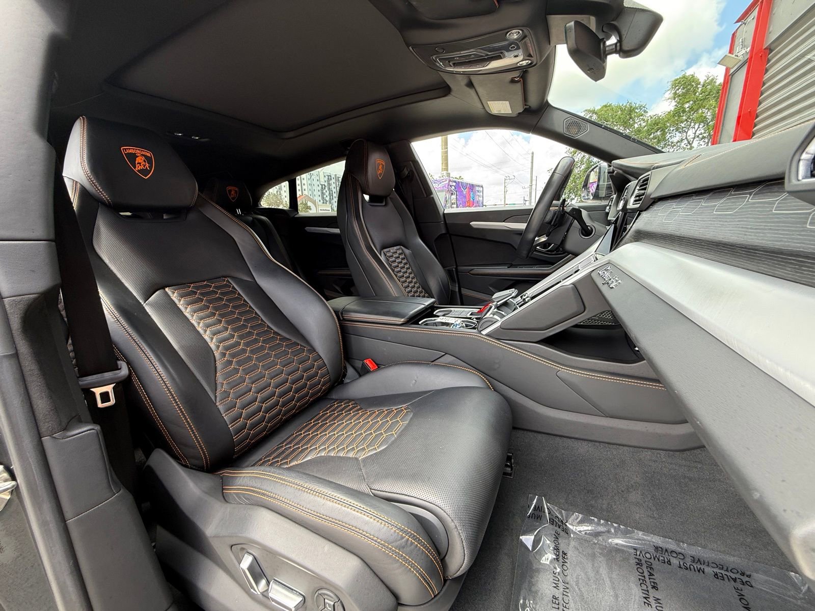 Used 2020 Lamborghini Urus image 20