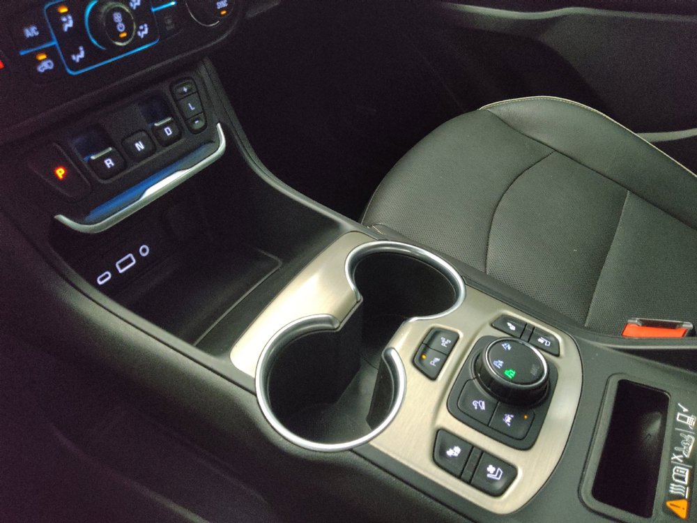 Used 2020 GMC Terrain Denali w/ Denali Premium Package AWD/4WD image 26
