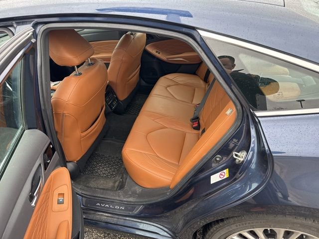 Used 2019 Toyota Avalon image 13