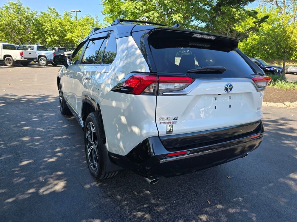 Certified 2023 Toyota RAV4 XSE w/ Weather Package AWD/4WD image 6