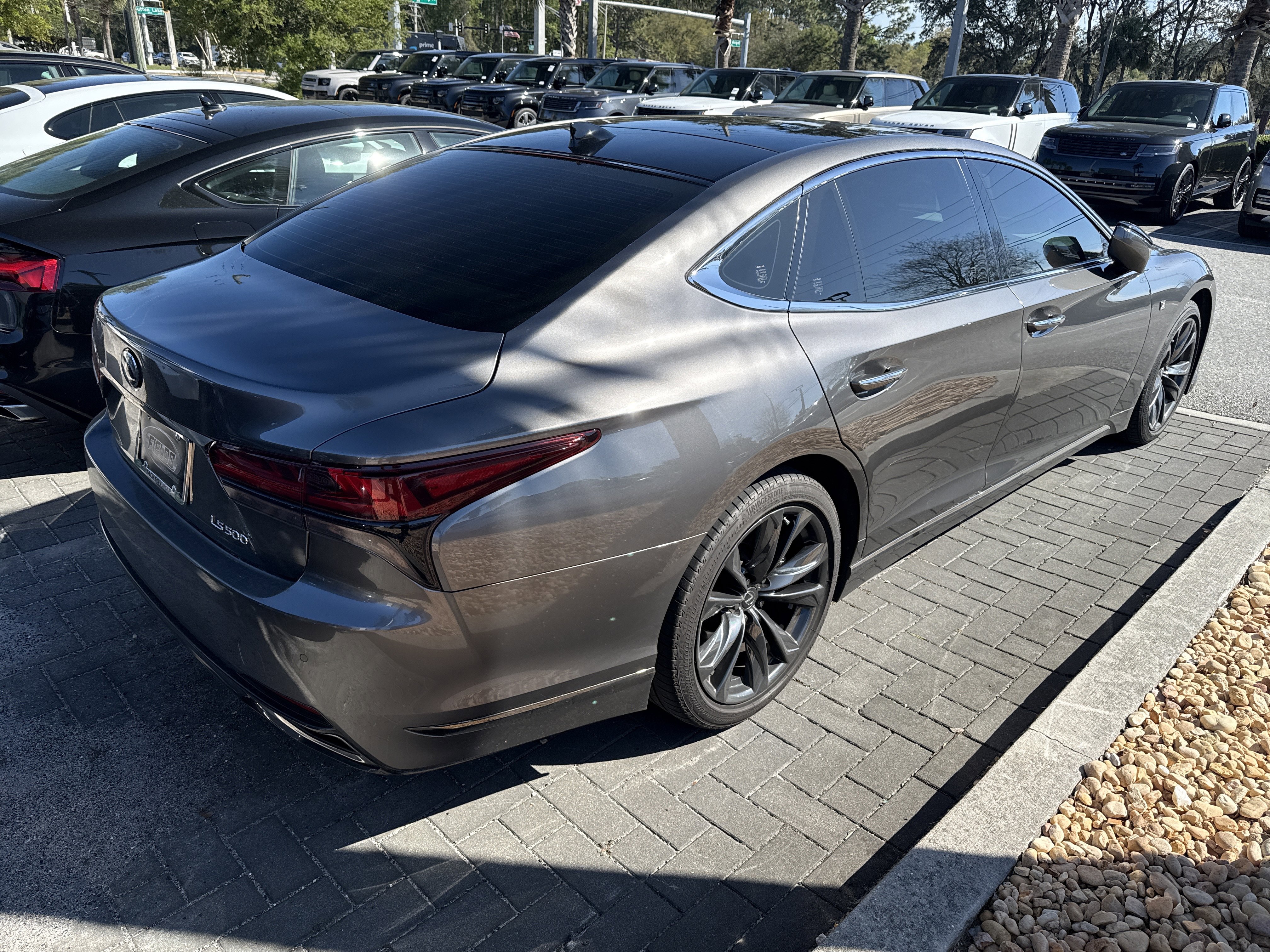 Used 2022 Lexus LS 500 F Sport w/ Accessory Package (Z2) image 4