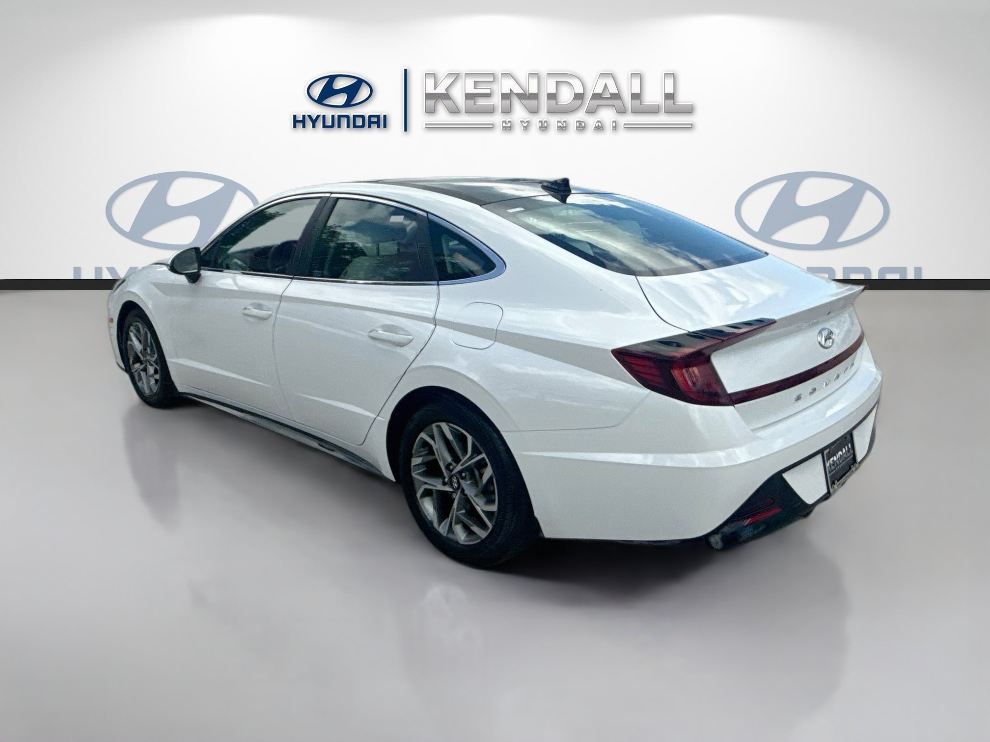 Used 2022 Hyundai Sonata SEL w/ Convenience Package FWD image 4