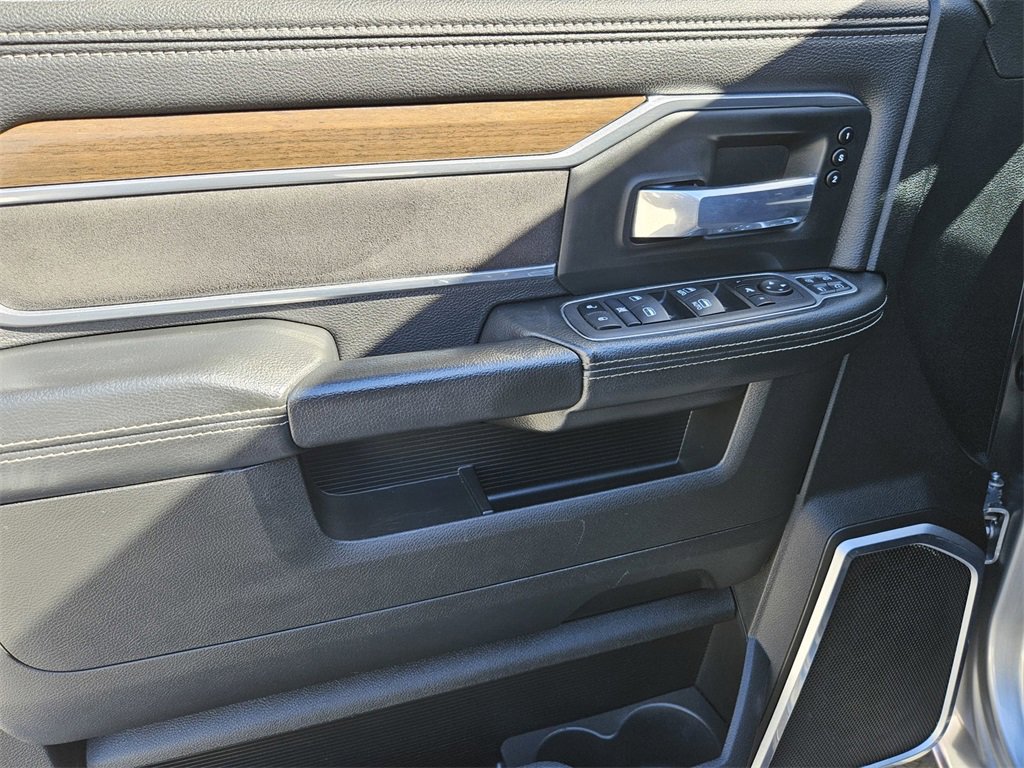 Used 2024 RAM 2500 Laramie image 13