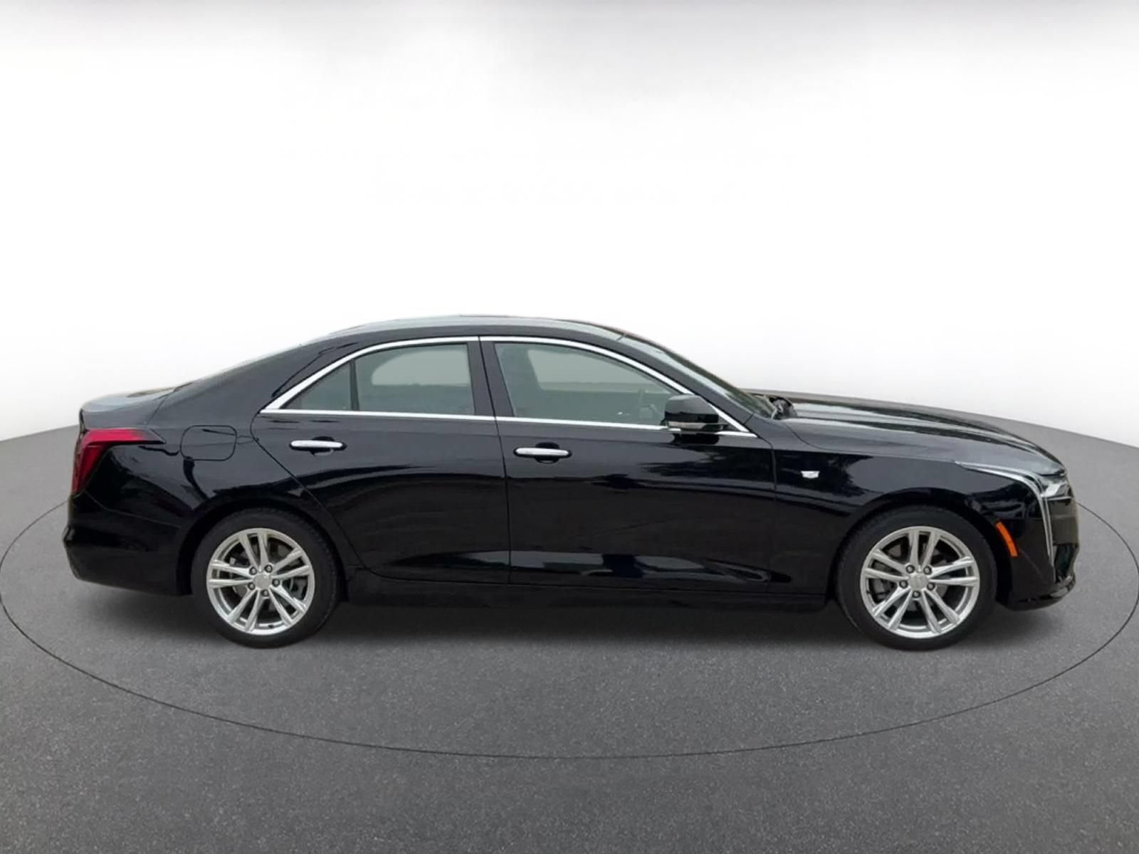 Used 2026 Cadillac CT4 Luxury RWD image 16