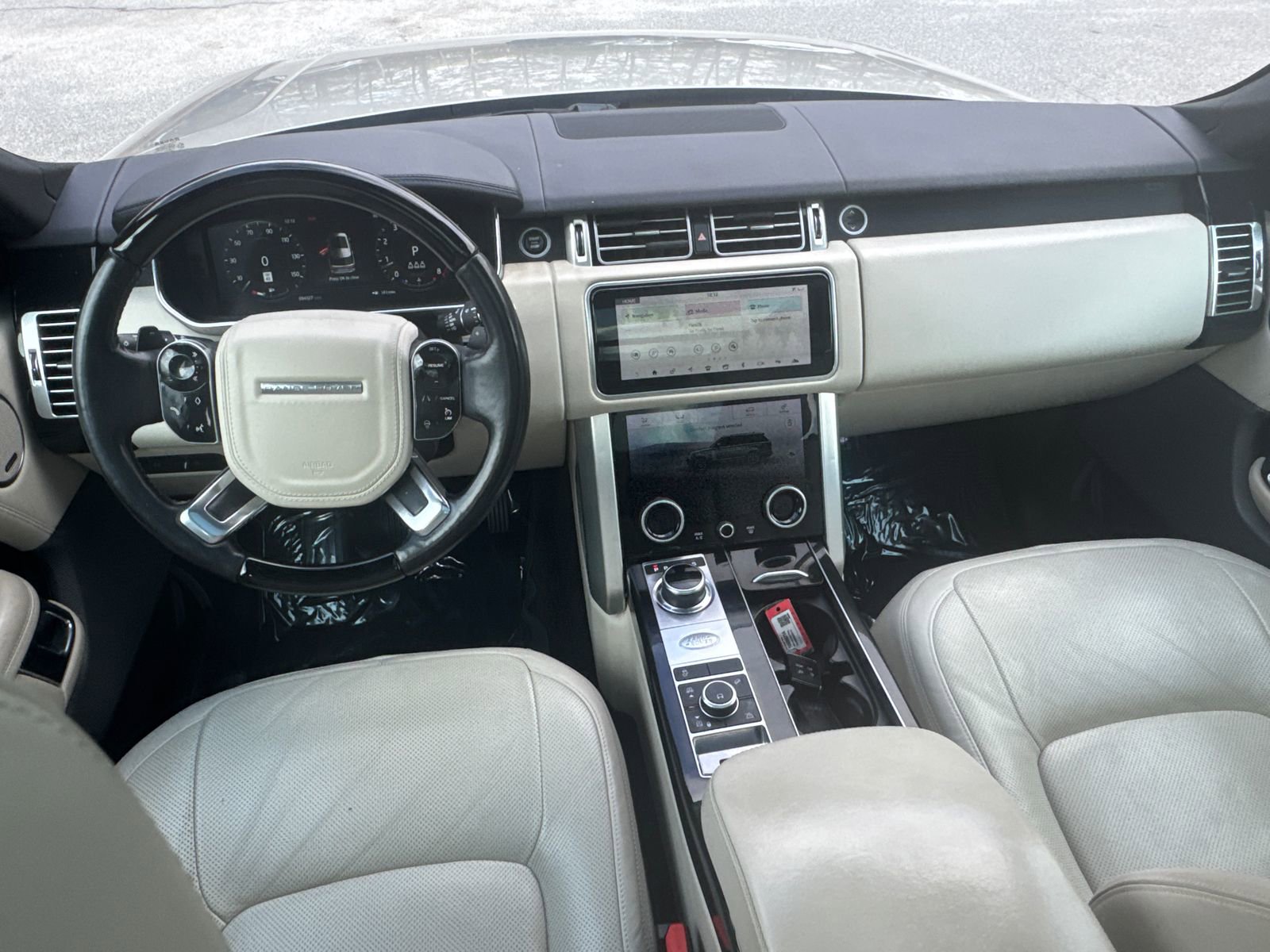 Used 2020 Land Rover Range Rover HSE image 22