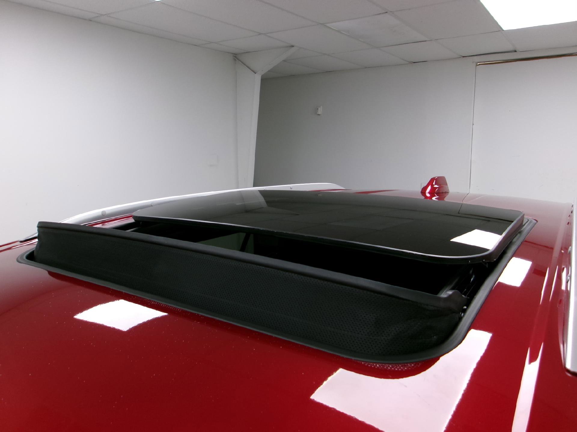 New 2026 Chevrolet Equinox EV LT image 4