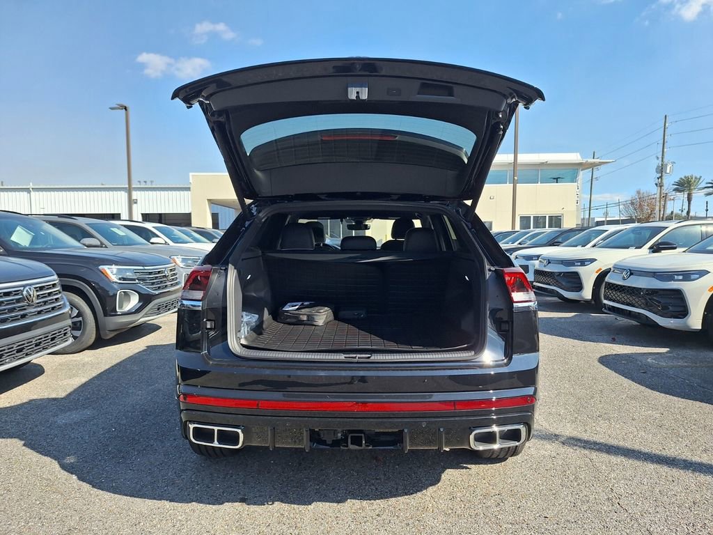 New 2026 Volkswagen Atlas Cross Sport SEL Premium R-Line image 27