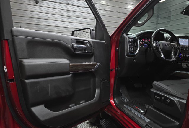 Used 2021 Chevrolet Silverado 1500 LT Trail Boss w/ Bed Protection Package AWD/4WD image 32