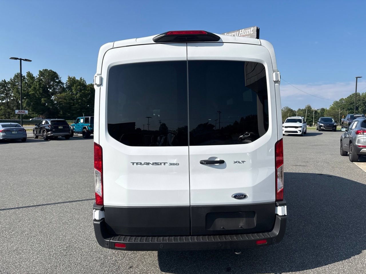 Used 2025 Ford Transit 350 XLT RWD image 6