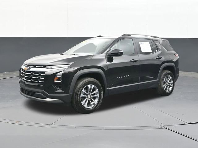Used 2025 Chevrolet Equinox LT w/ Convenience Package II FWD image 5