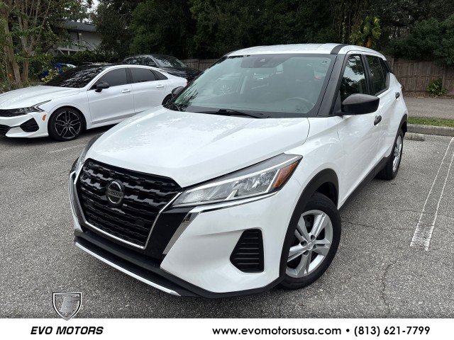 Used 2022 Nissan Kicks S