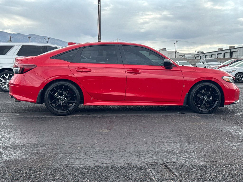 Used 2025 Honda Civic Sport image 9