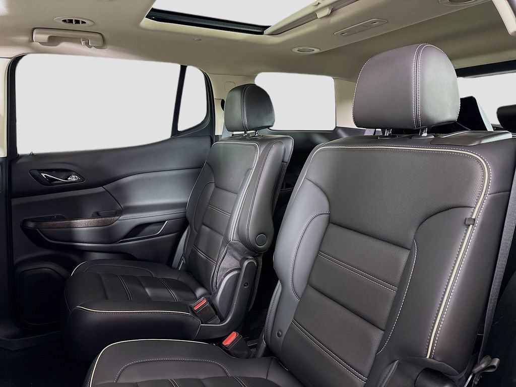 Certified 2022 GMC Acadia Denali w/ Denali Ultimate Package AWD/4WD image 30