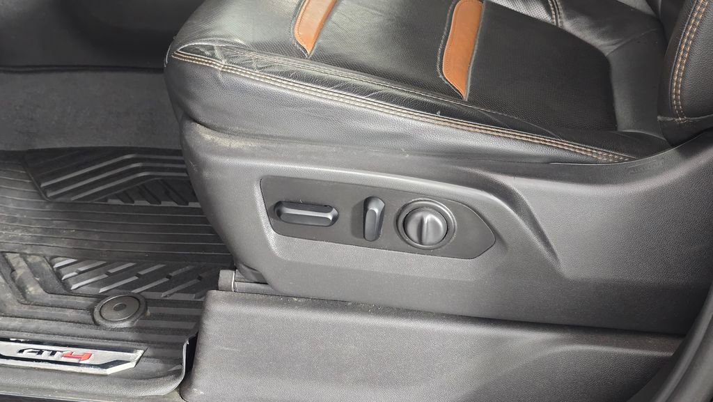 Used 2020 GMC Sierra 1500 AT4 w/ AT4 Premium Package image 37