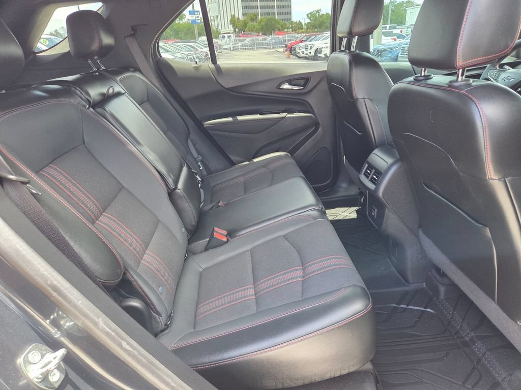 Used 2023 Chevrolet Equinox RS FWD image 14