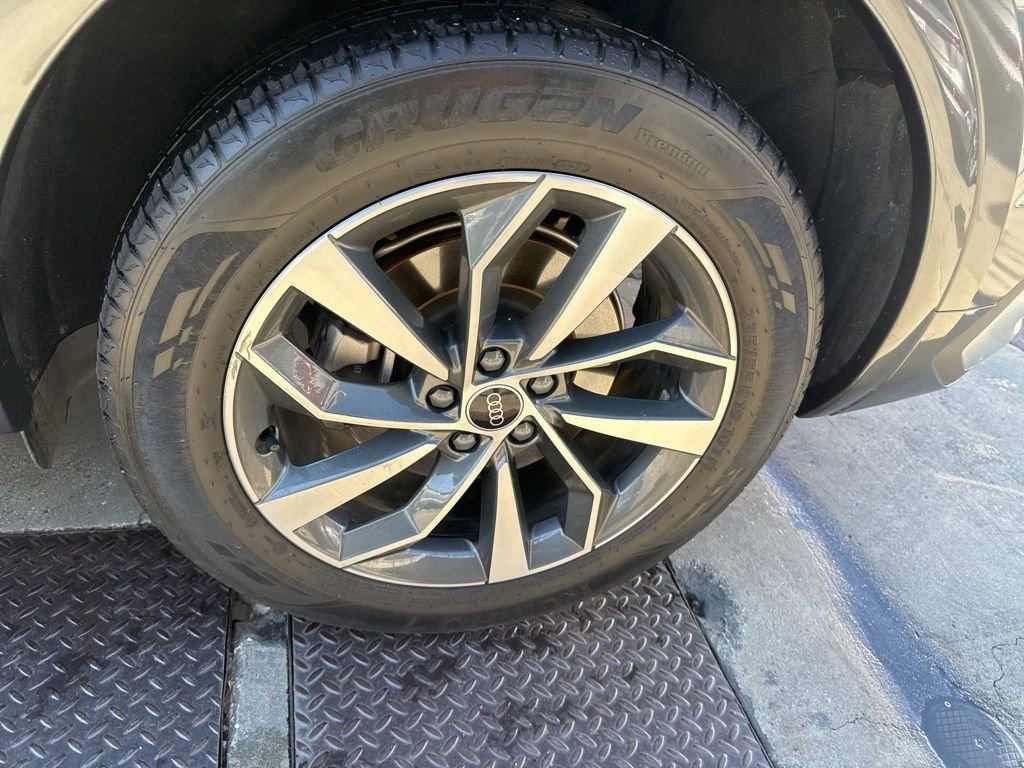 Used 2022 Audi Q5 2.0T Premium Plus image 40