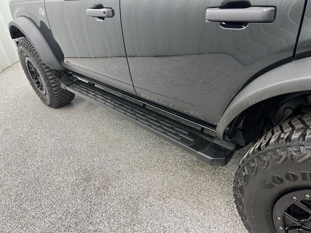 Used 2022 Ford Bronco Wildtrak image 9