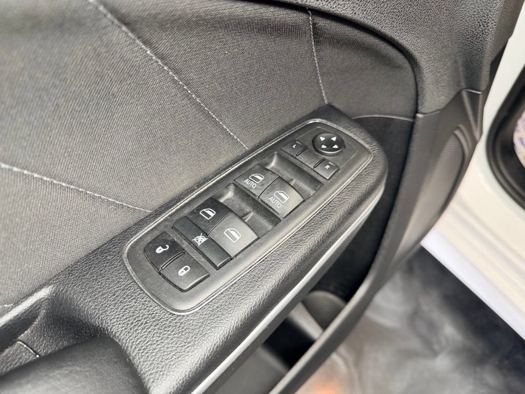 Used 2019 Dodge Charger Scat Pack RWD image 18