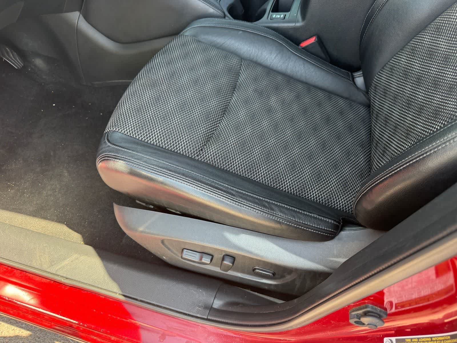 Used 2020 Nissan Rogue Sport SV w/ Technology Package FWD image 15
