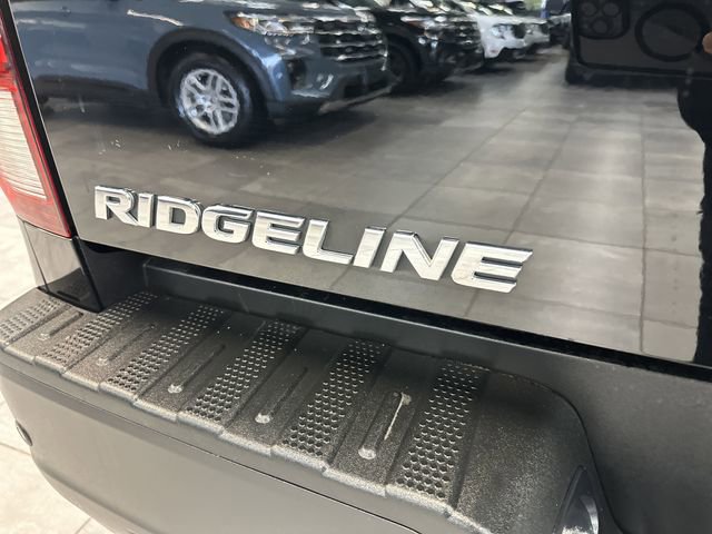 Used 2023 Honda Ridgeline Black Edition image 11