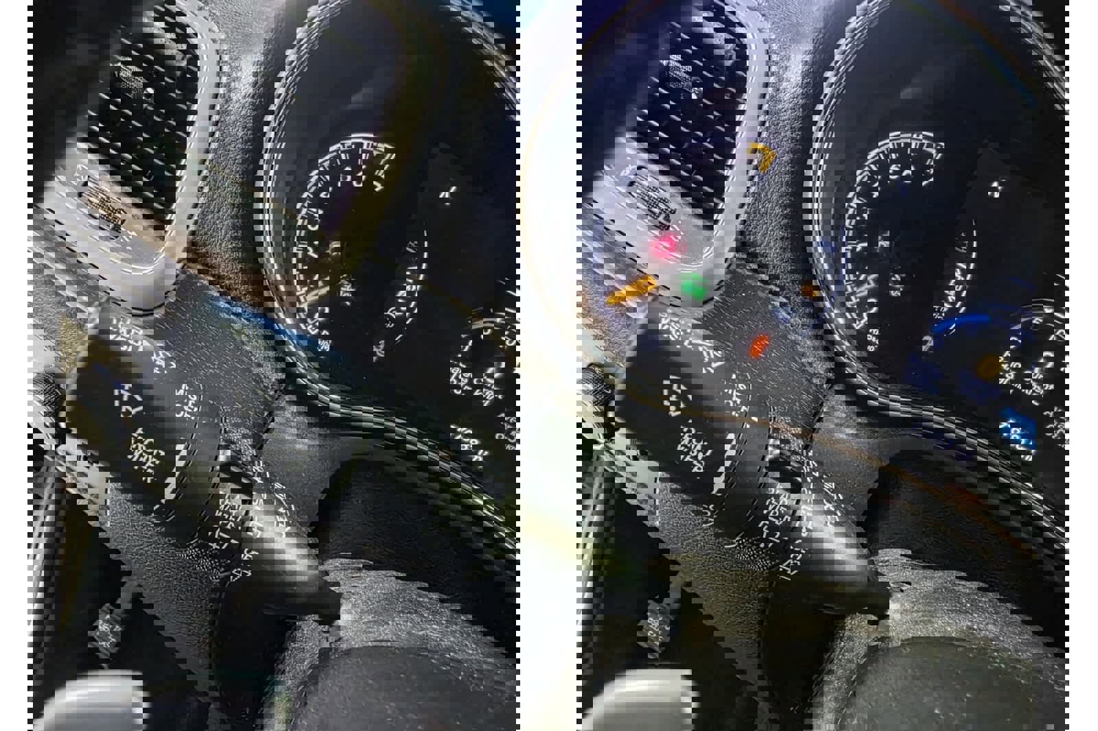 Used 2017 Jeep Grand Cherokee Limited image 28