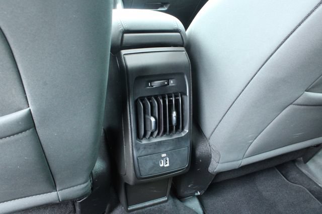 Used 2025 Alfa Romeo Tonale AWD/4WD image 34
