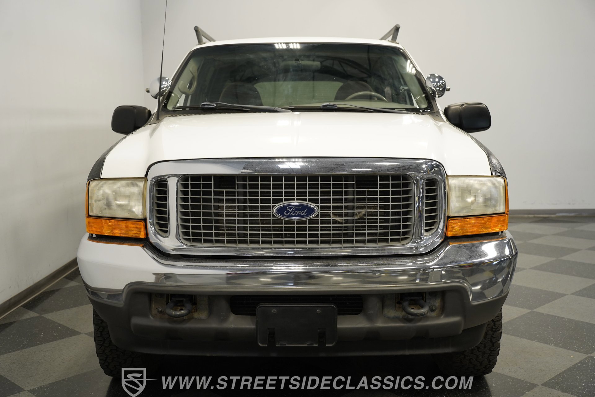Used 2000 Ford Excursion XLT image 15