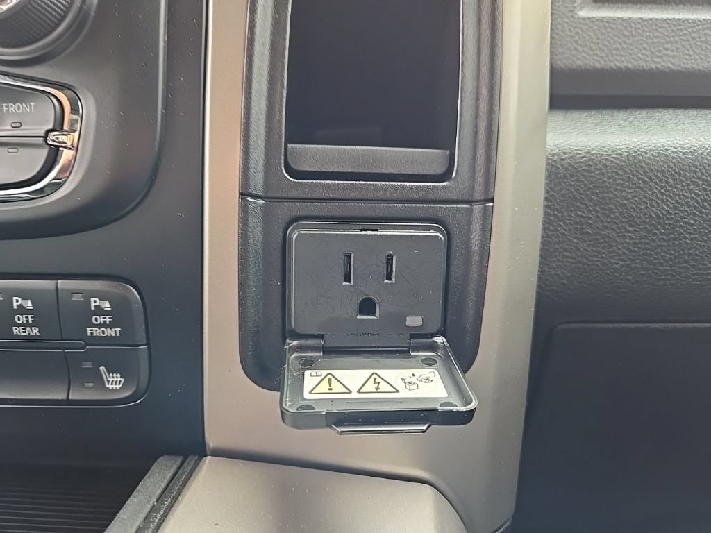 Used 2017 RAM 1500 Big Horn AWD/4WD image 27