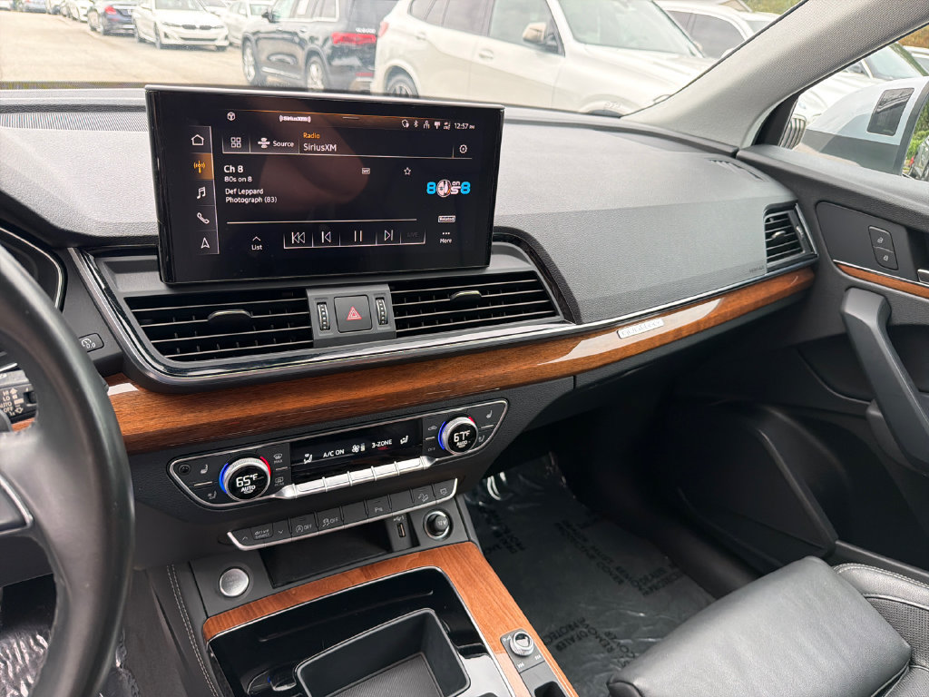 Used 2022 Audi Q5 2.0T Premium Plus w/ Premium Plus Package AWD/4WD image 29