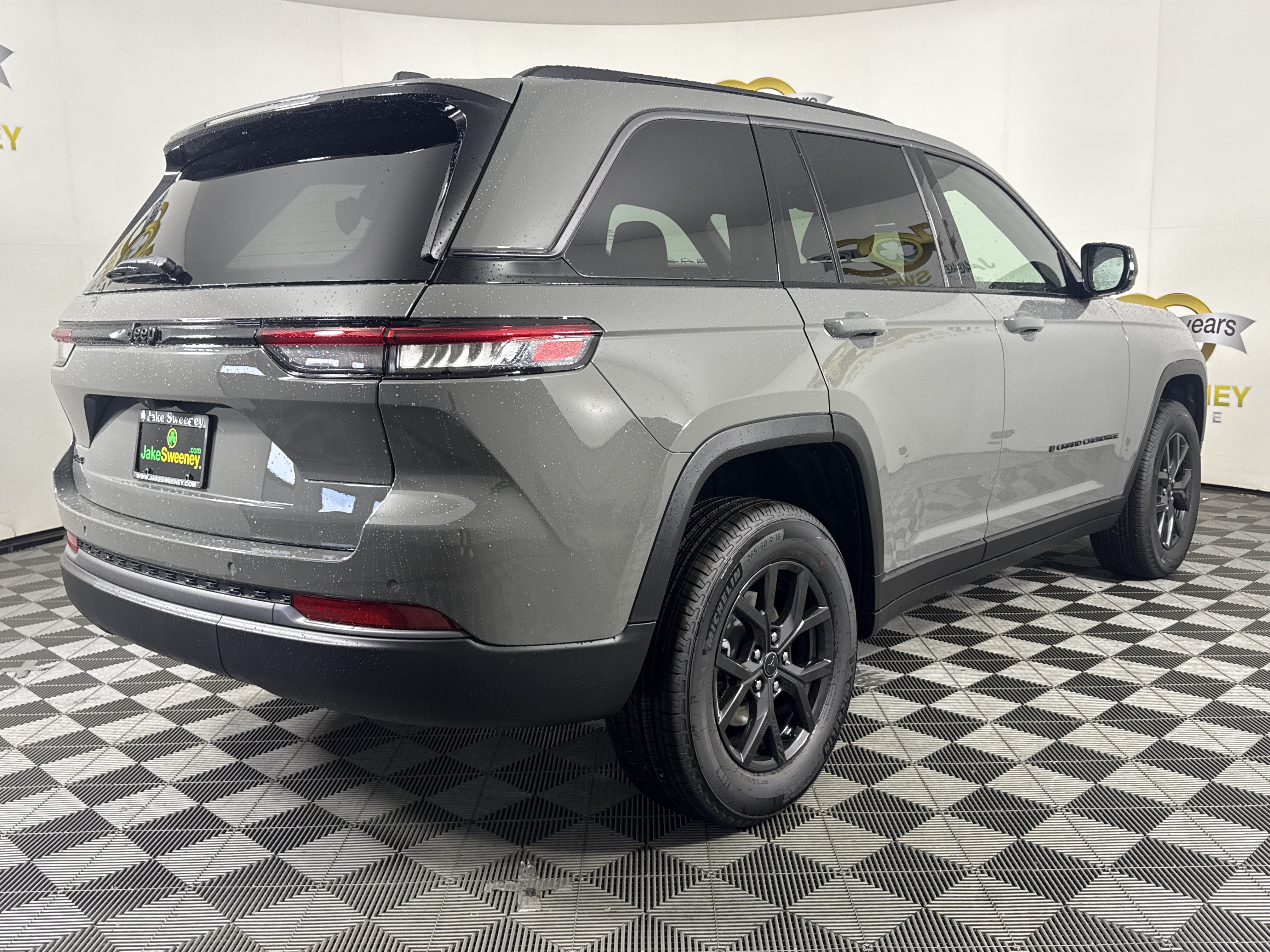 New 2027 Jeep Grand Cherokee 4WD image 10
