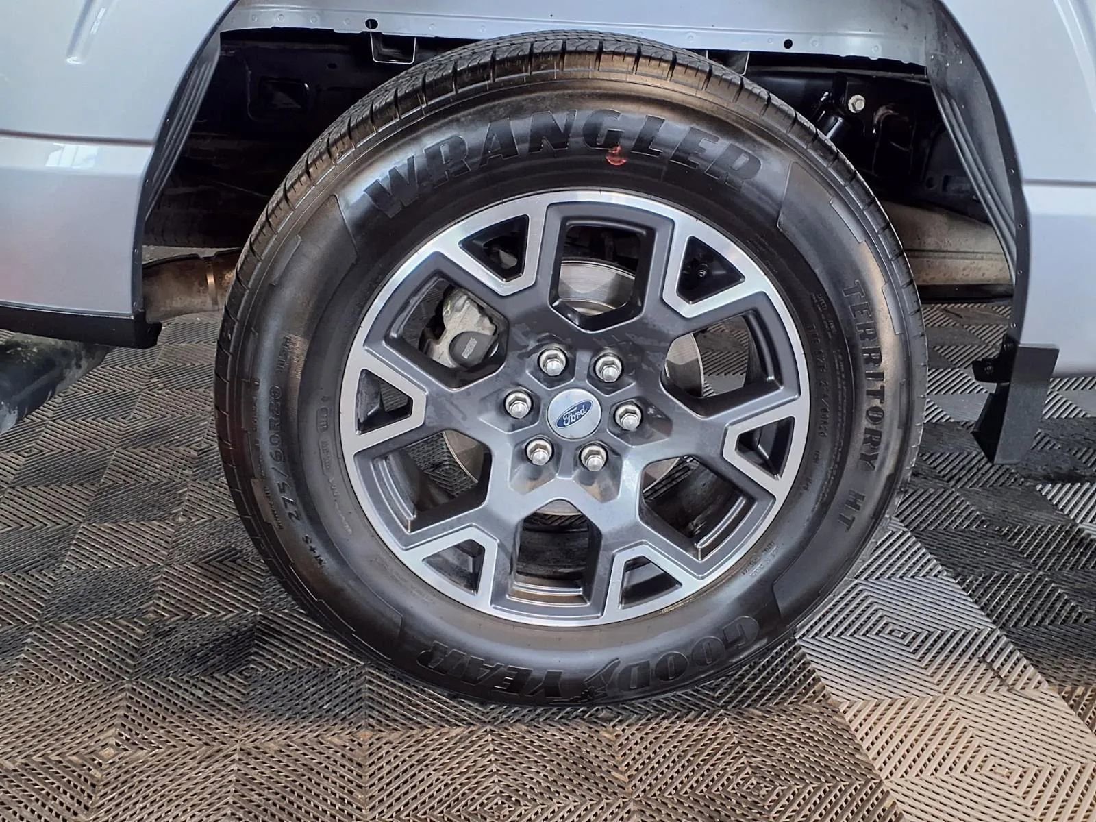 Used 2021 Ford F150 XLT w/ Equipment Group 302A High RWD image 8