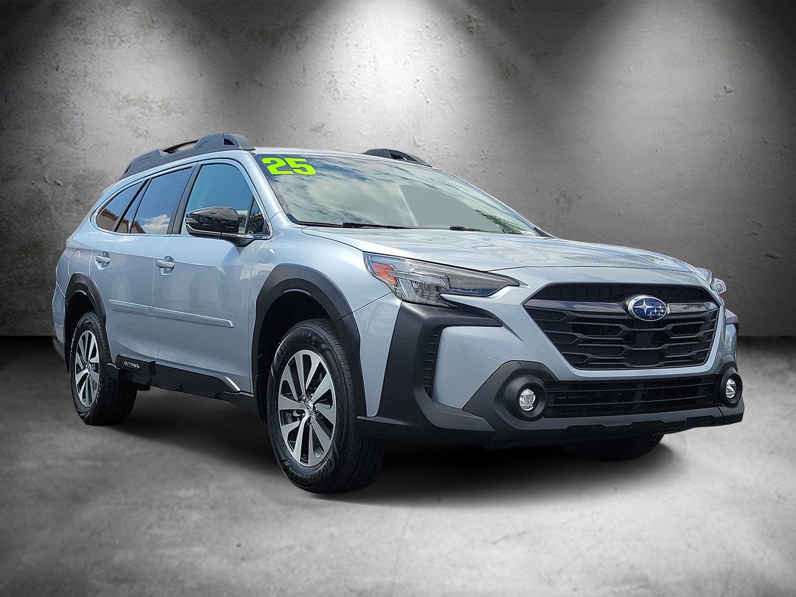 Used 2025 Subaru Outback Premium AWD/4WD image 2