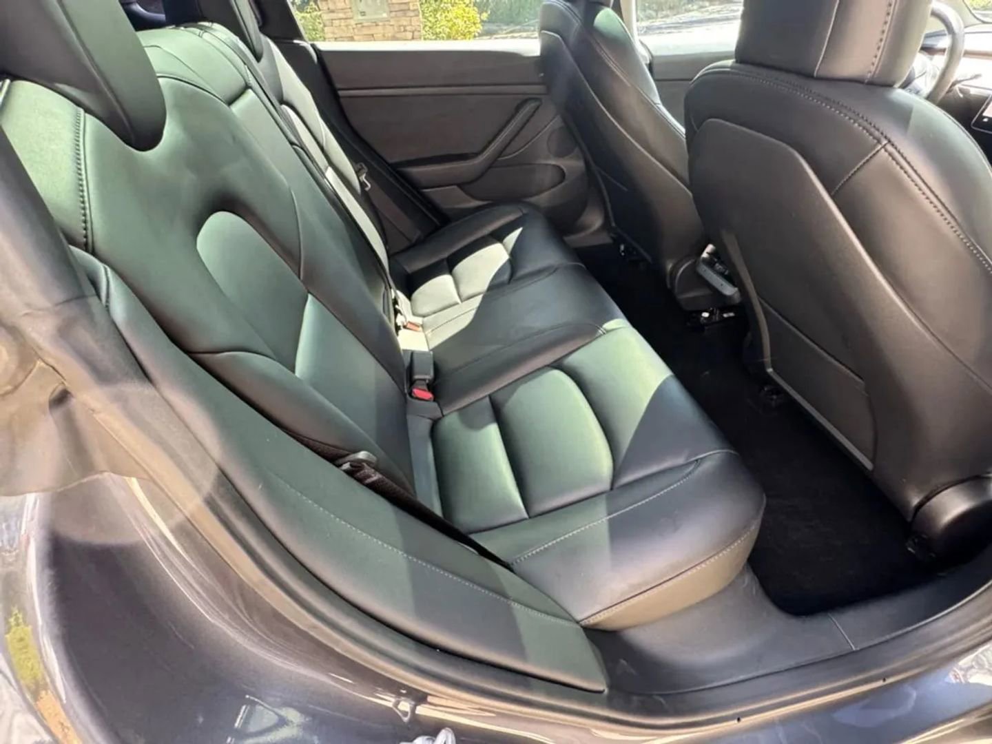 Used 2023 Tesla Model 3 Standard Range image 12