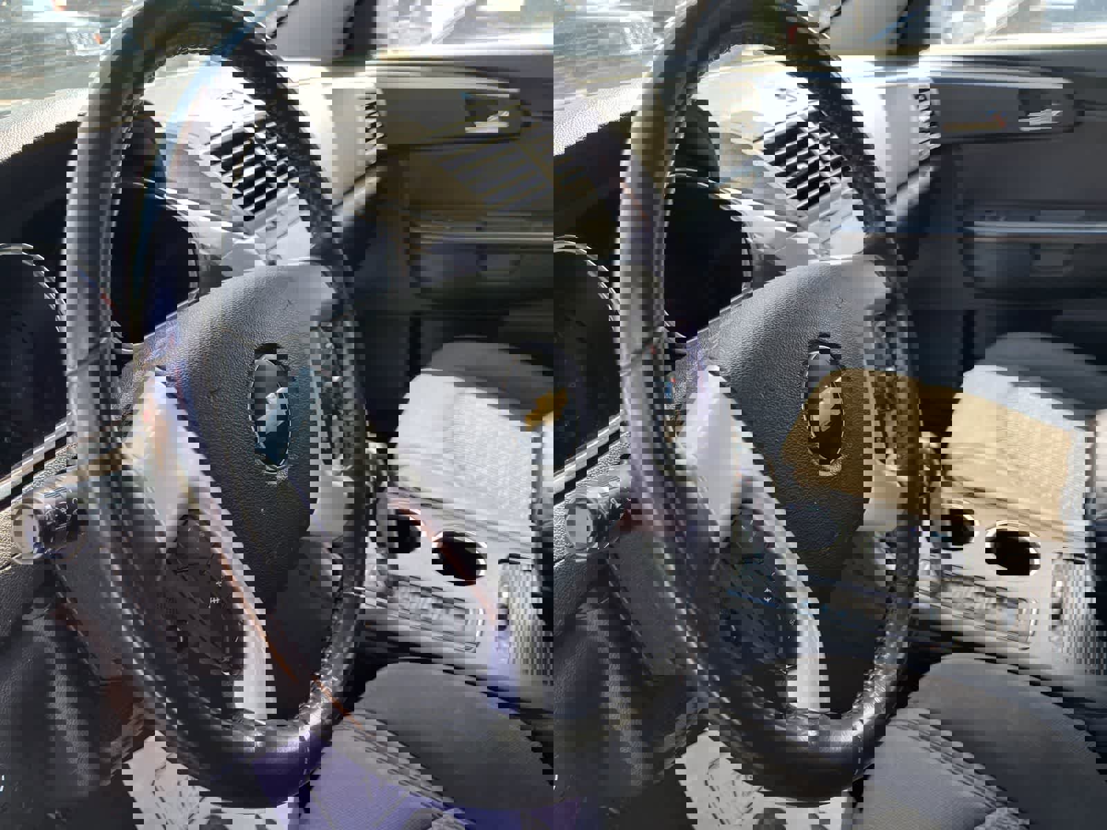 Used 2009 Chevrolet Traverse LT image 27