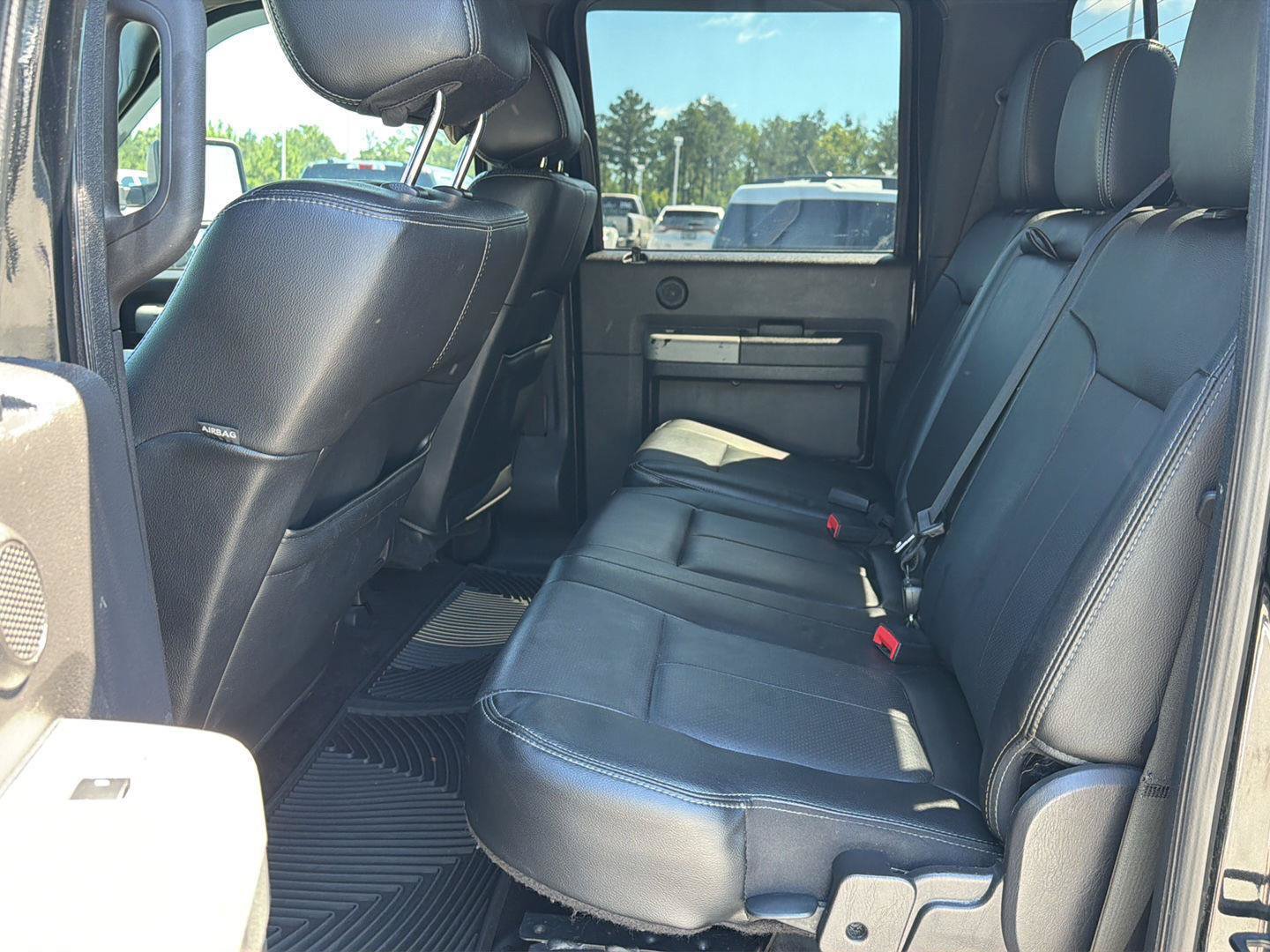Used 2015 Ford F250 Lariat w/ Lariat Interior Package AWD/4WD image 11