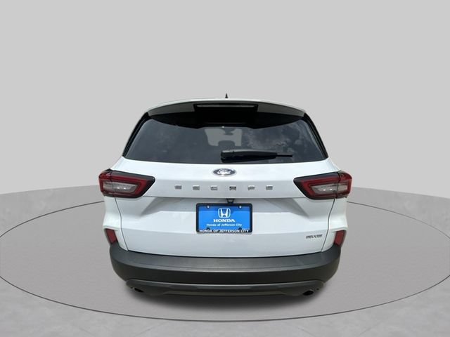 Used 2025 Ford Escape ST-Line Select AWD/4WD image 4