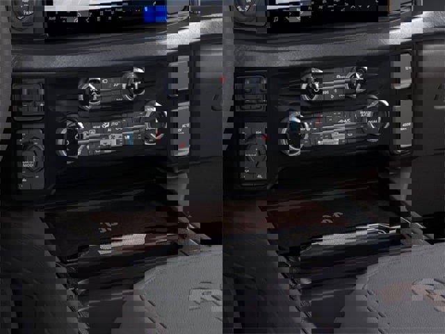 New 2025 Ford F250 King Ranch w/ FX4 Off-Road Package image 15