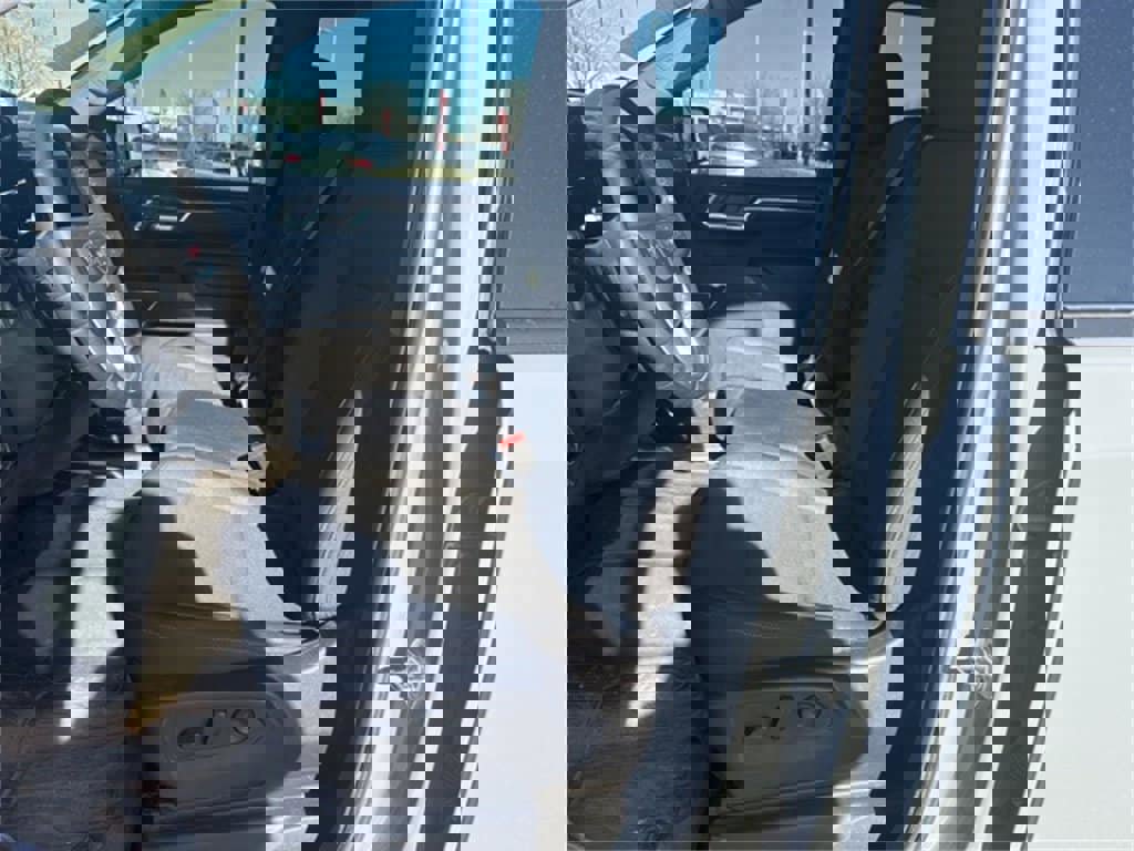 Certified 2024 GMC Sierra 1500 Elevation image 11