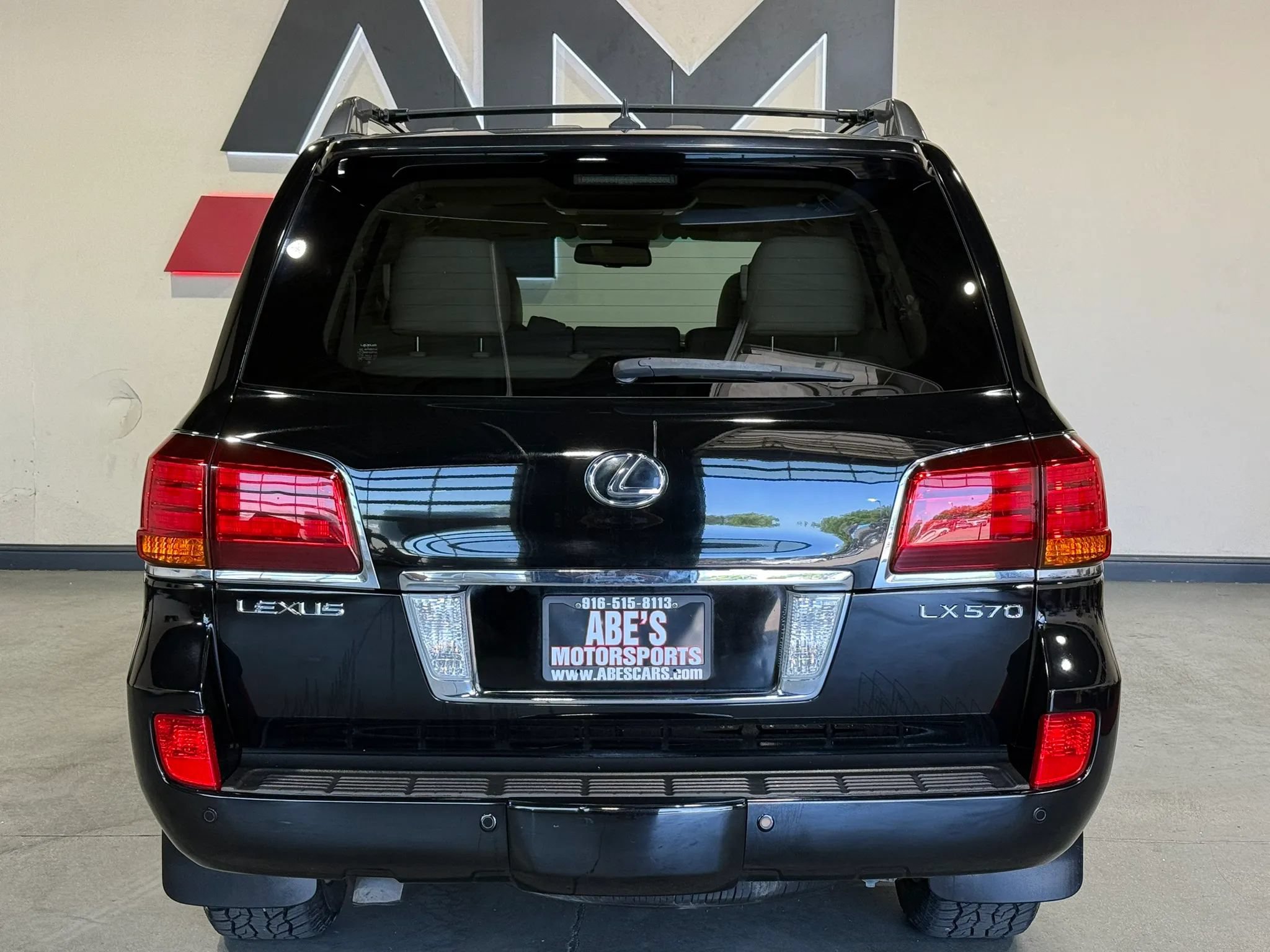 Used 2010 Lexus LX 570 4WD image 5